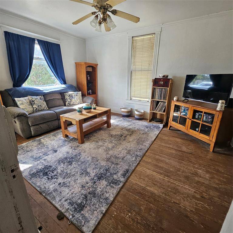 Jacksboro, TX 76458,225 E Archer Street