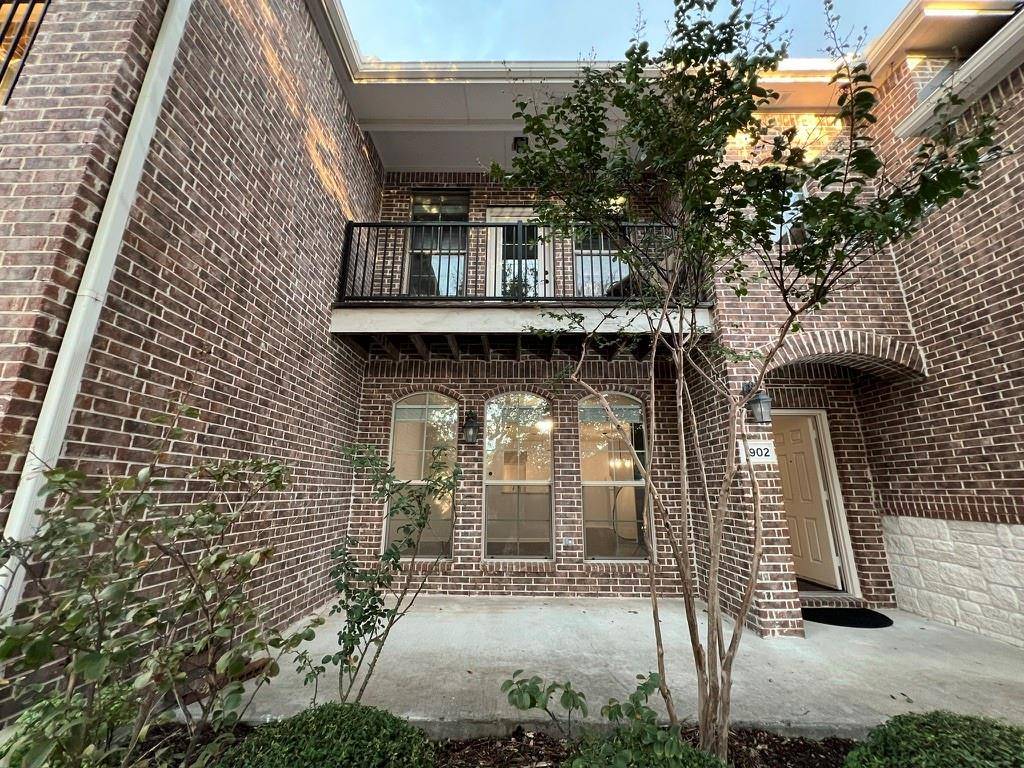 Allen, TX 75013,1902 Downing Street