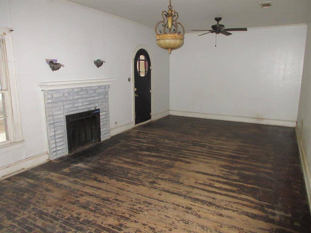 Hosston, LA 71043,14924 Parkway Drive