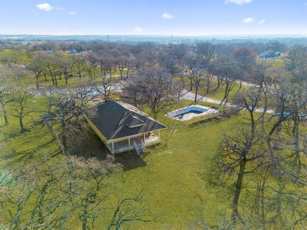 Alvord, TX 76225,114 Private Road 2387