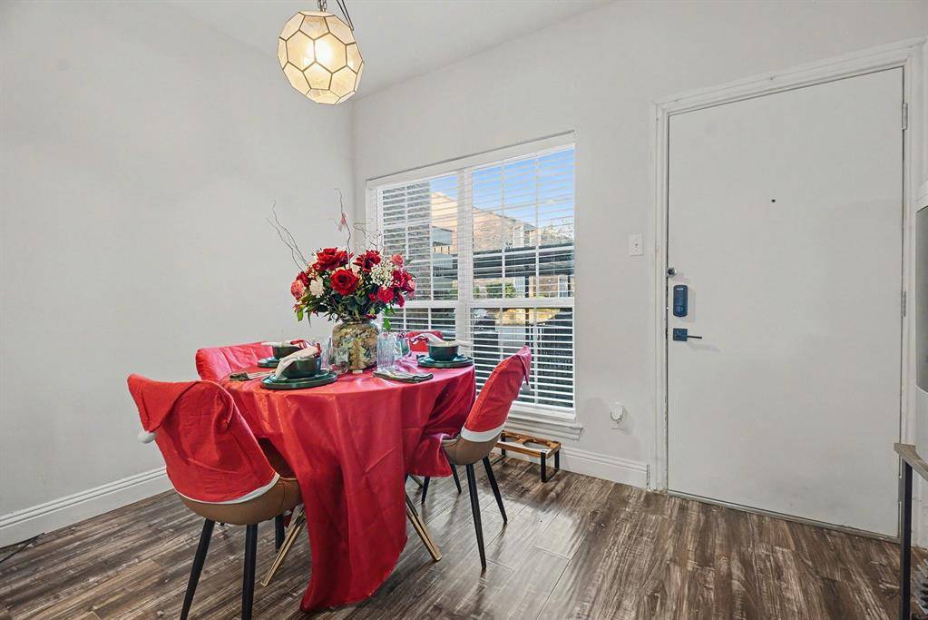 Dallas, TX 75243,8550 Fair Oaks Crossing #116