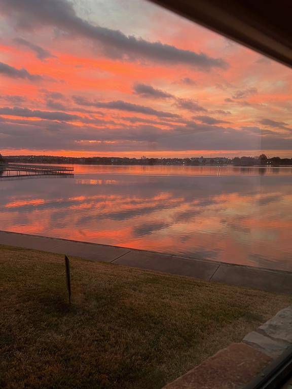 Granbury, TX 76048,401 E Pearl Street #2103