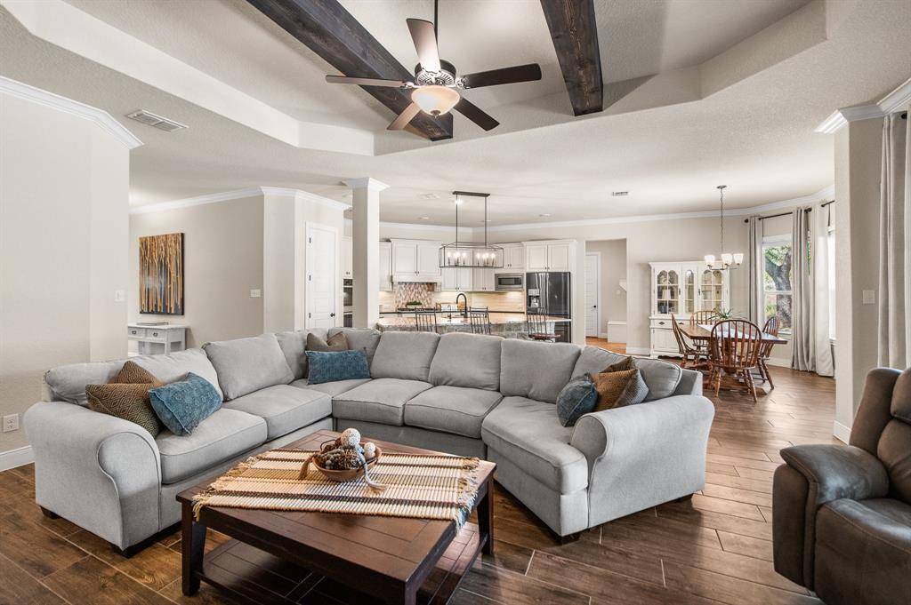 Mico, TX 78056,663 Private Road 1712