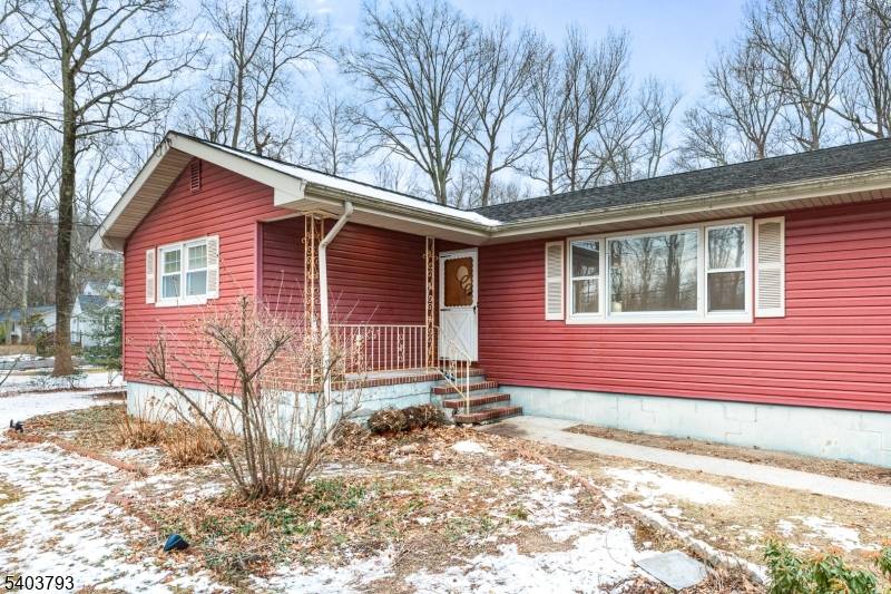 South Brunswick Twp., NJ 08831,103 Fresh Ponds Rd