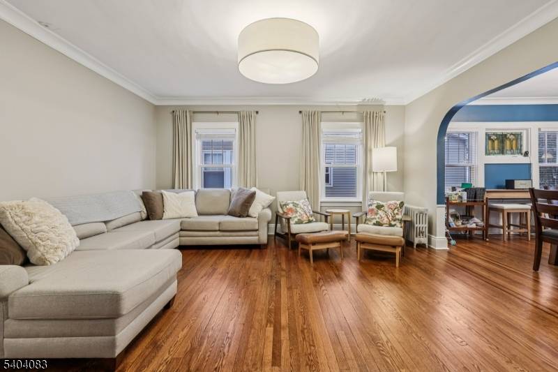 Nutley Twp., NJ 07110,31 Fernwood Ter