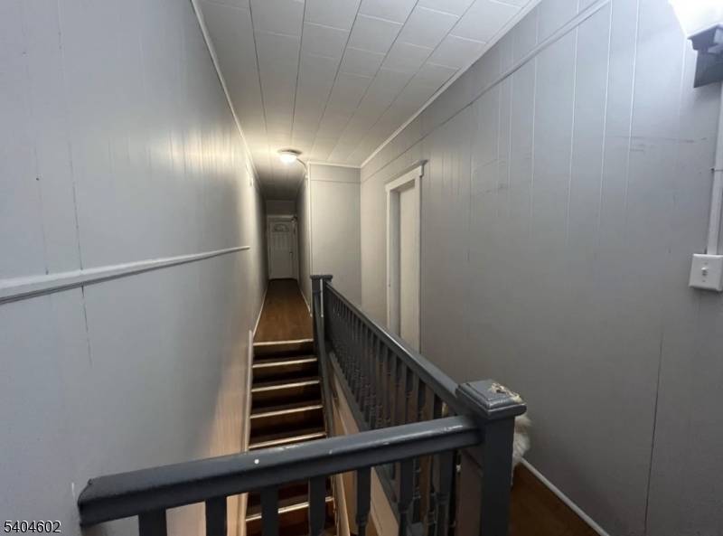 Elizabeth City, NJ 07202,234 Christine St #2F