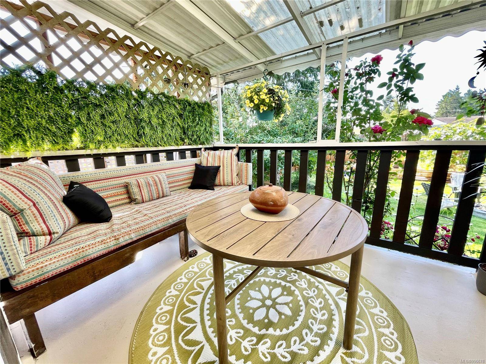 Parksville, BC V9P 1Y5,1536 Juan De Fuca Blvd