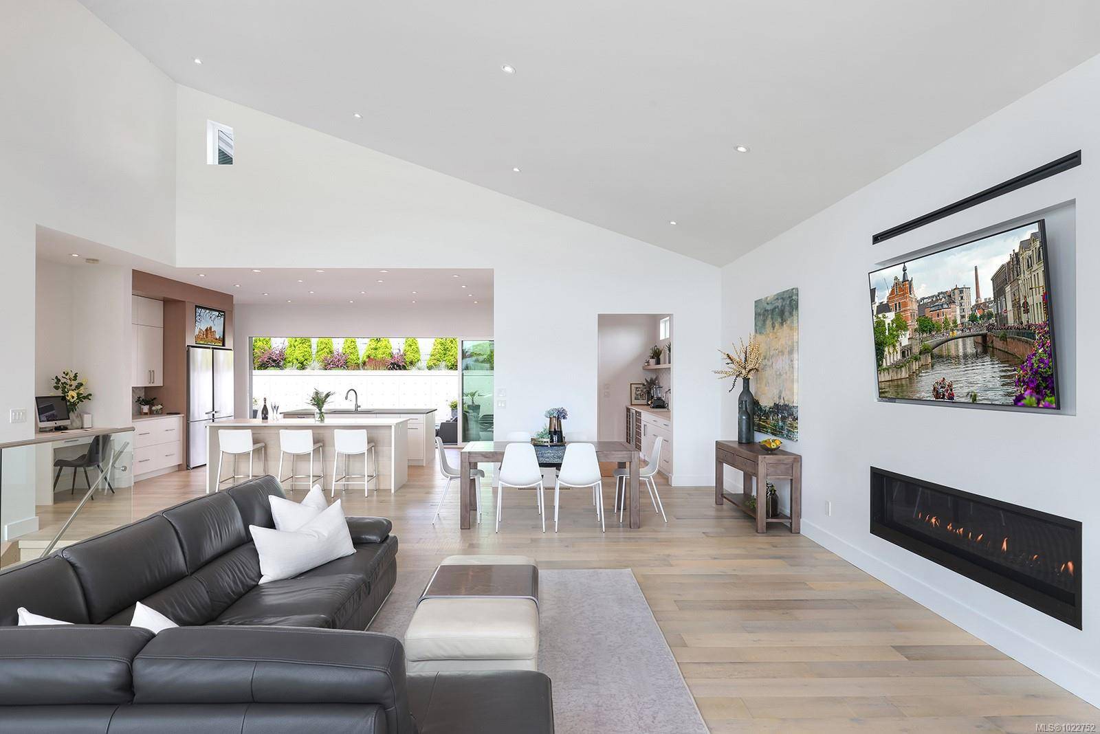 Nanaimo, BC V9T 0K8,156 Golden Oaks Cres