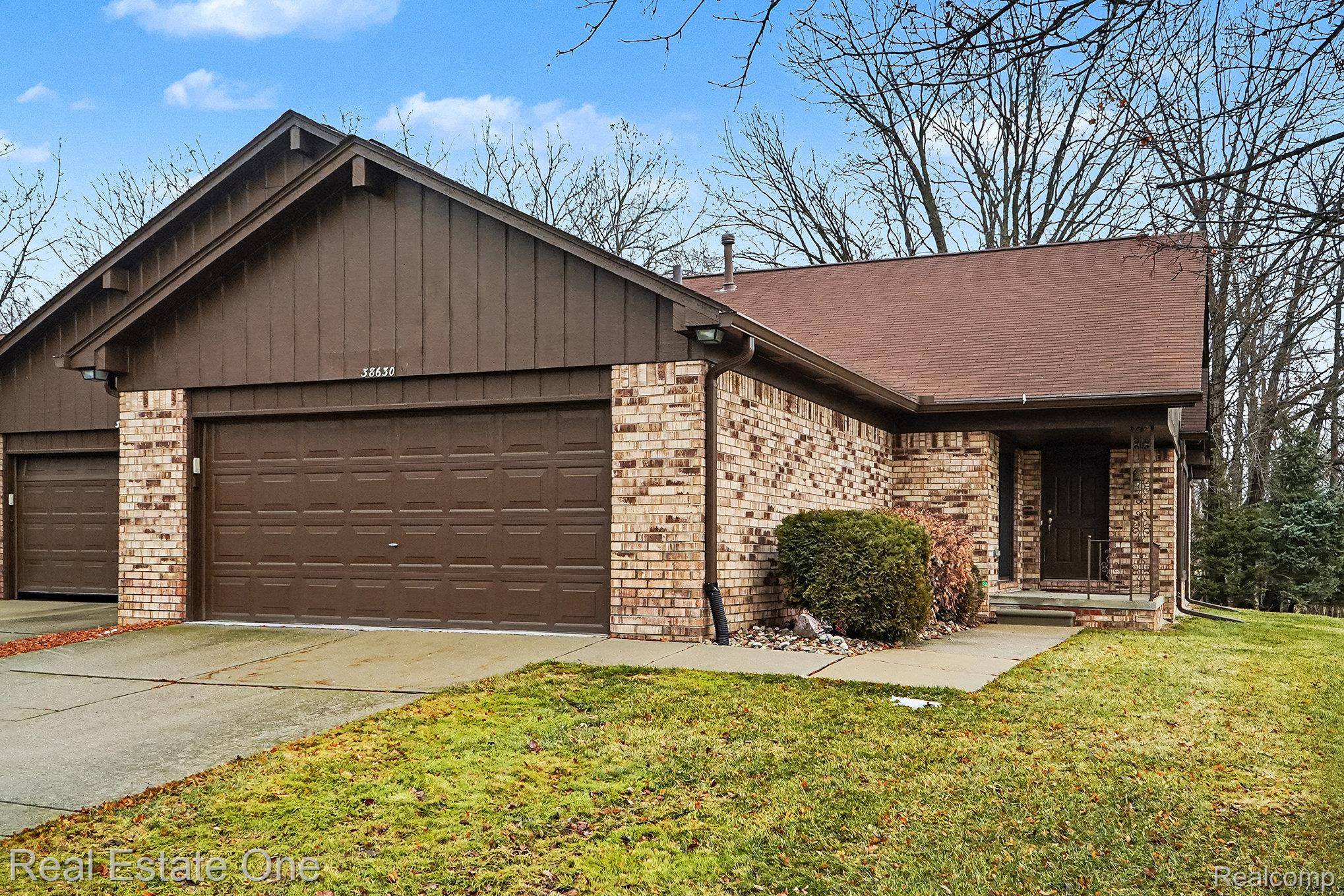 Clinton Township, MI 48036,38630 Birch Meadow DR