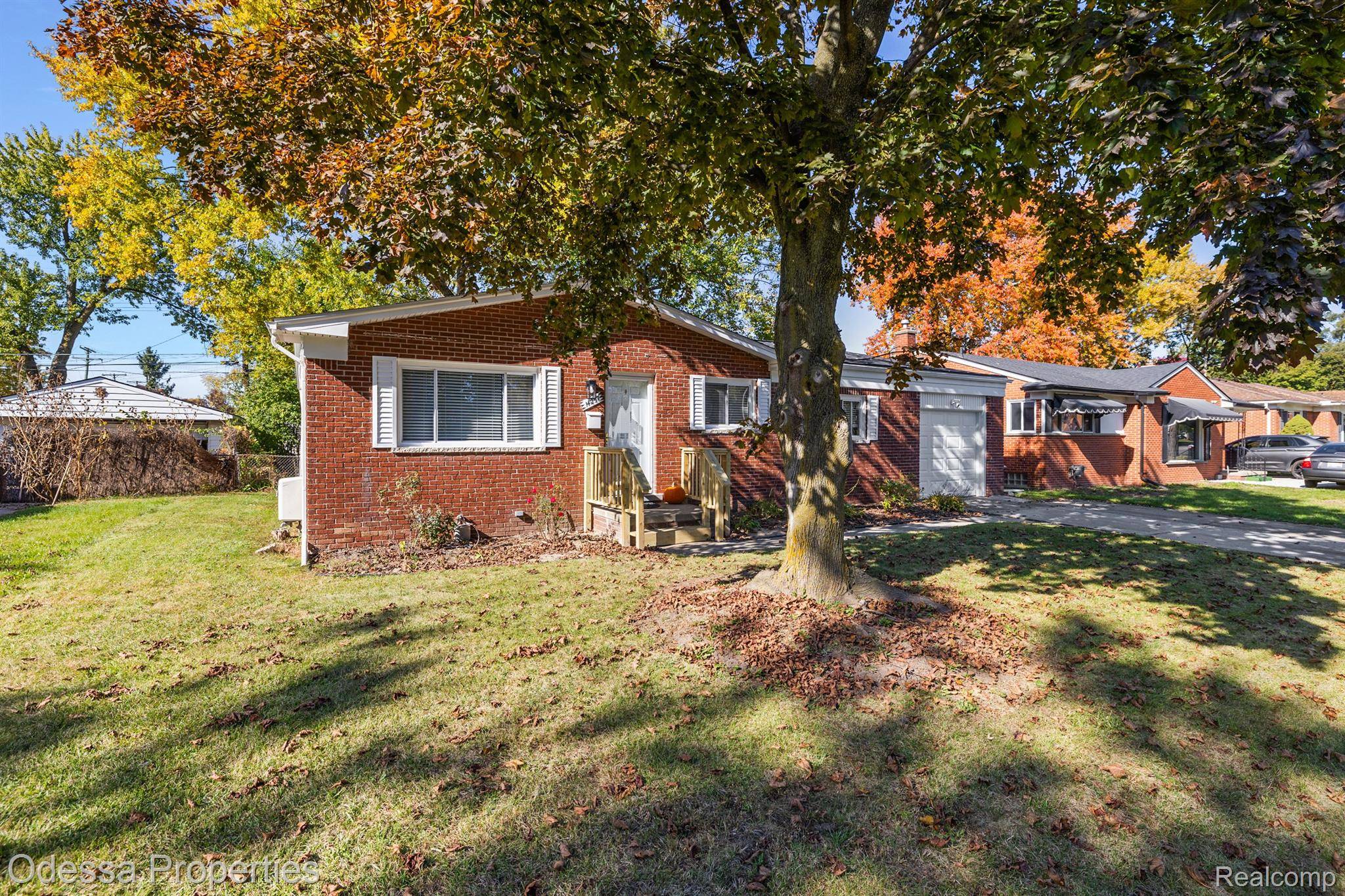 Livonia, MI 48154,14257 INKSTER RD