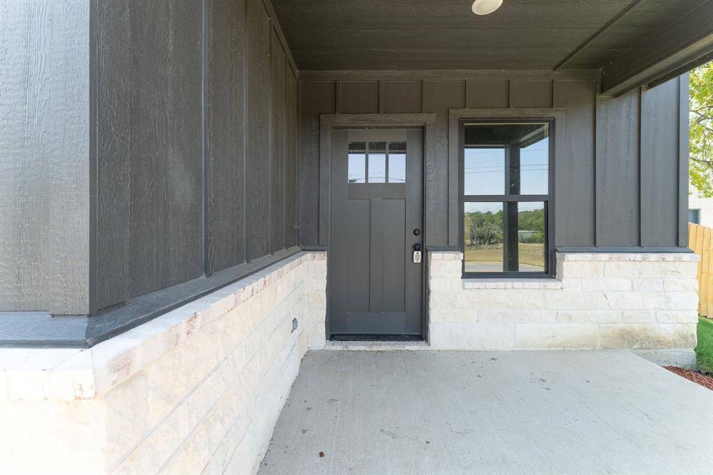 Fort Worth, TX 76106,2927 Angle Avenue