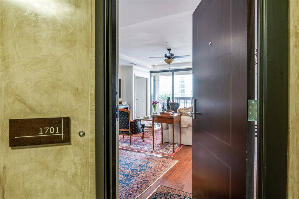 Dallas, TX 75225,5909 Luther Lane #1701