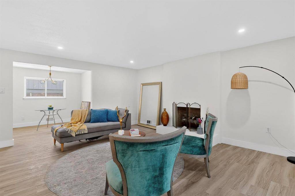 Garland, TX 75040,817 Daventry Drive