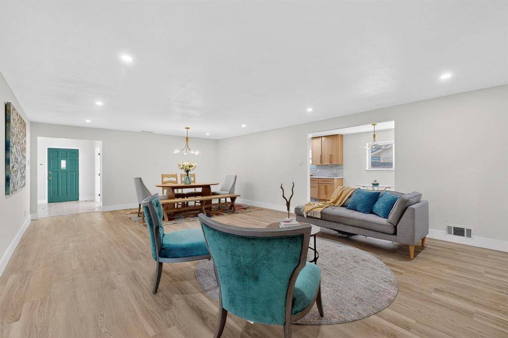 Garland, TX 75040,817 Daventry Drive