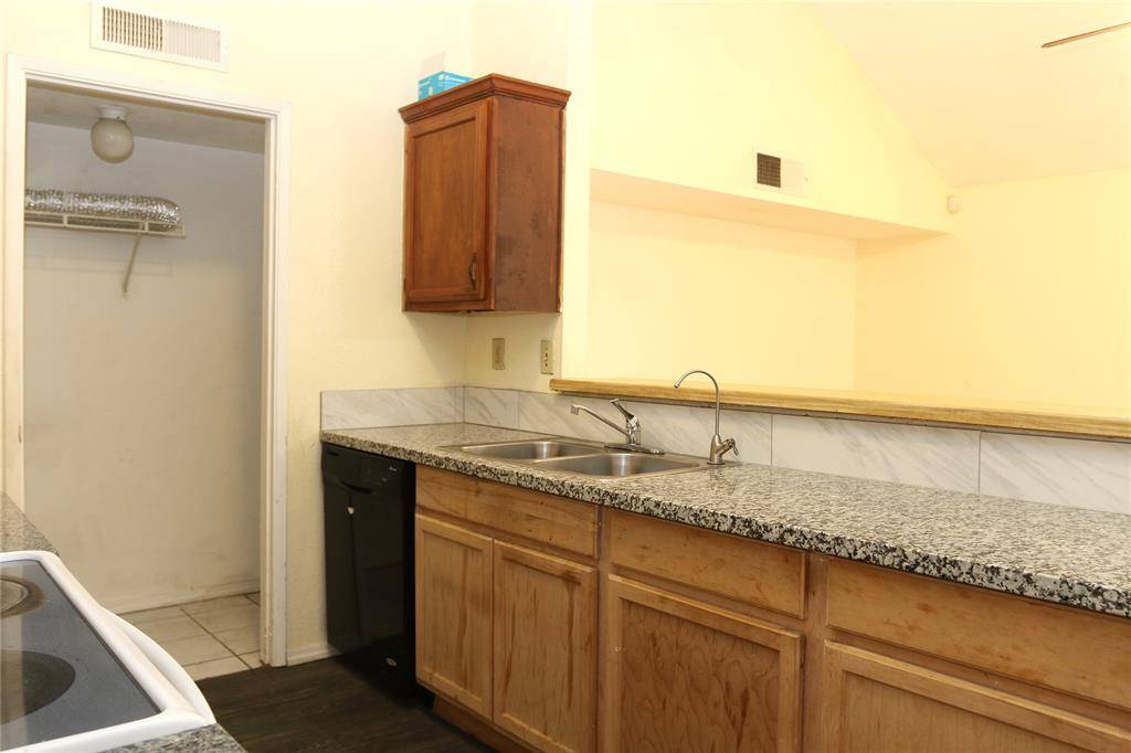 Arlington, TX 76014,2443 Limestone Drive