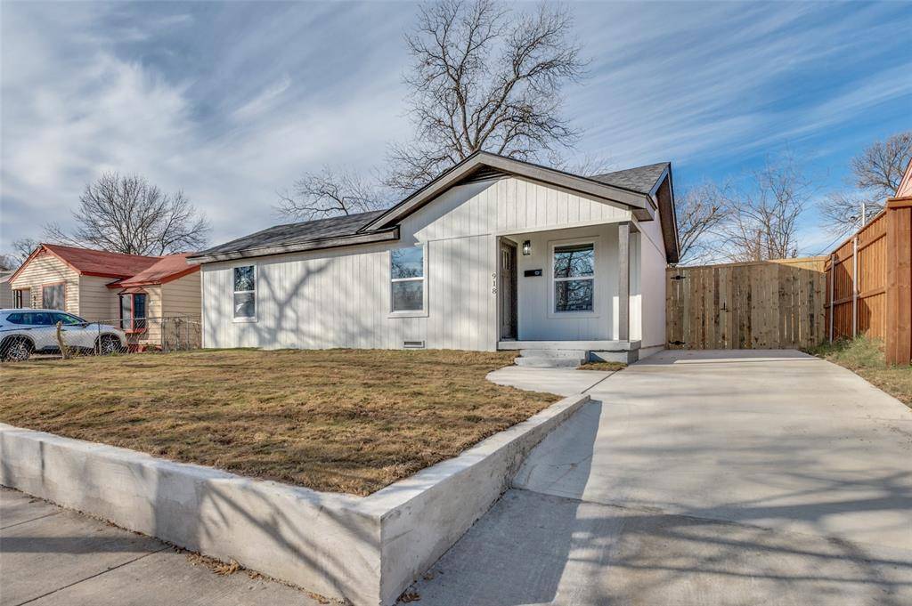 Grand Prairie, TX 75051,918 SW 4th Street