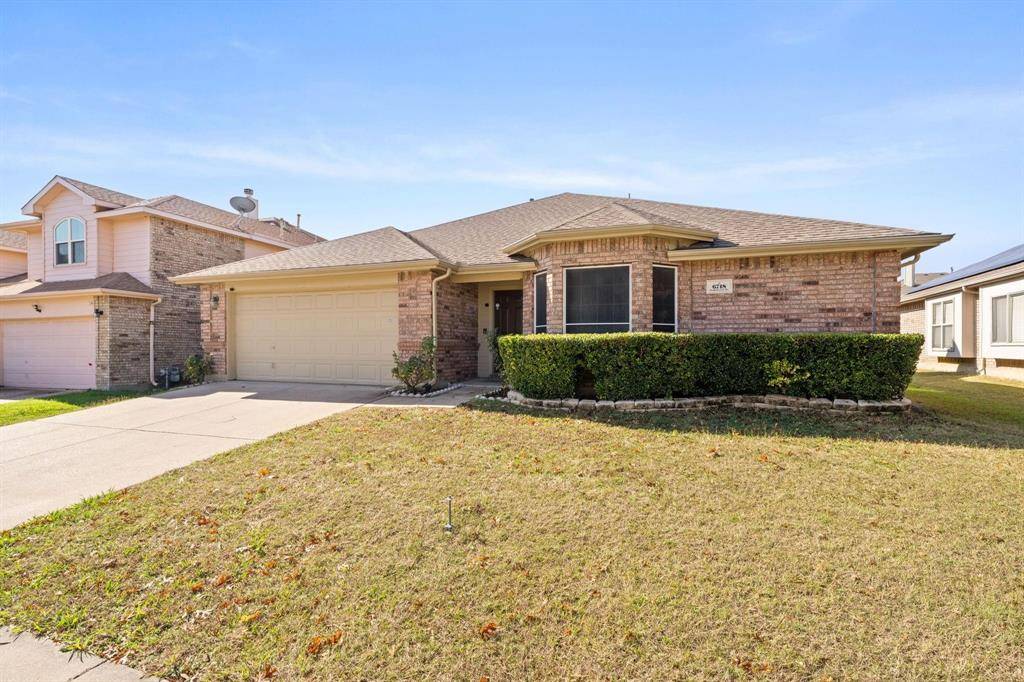 Arlington, TX 76002,6718 Meadowcrest Drive
