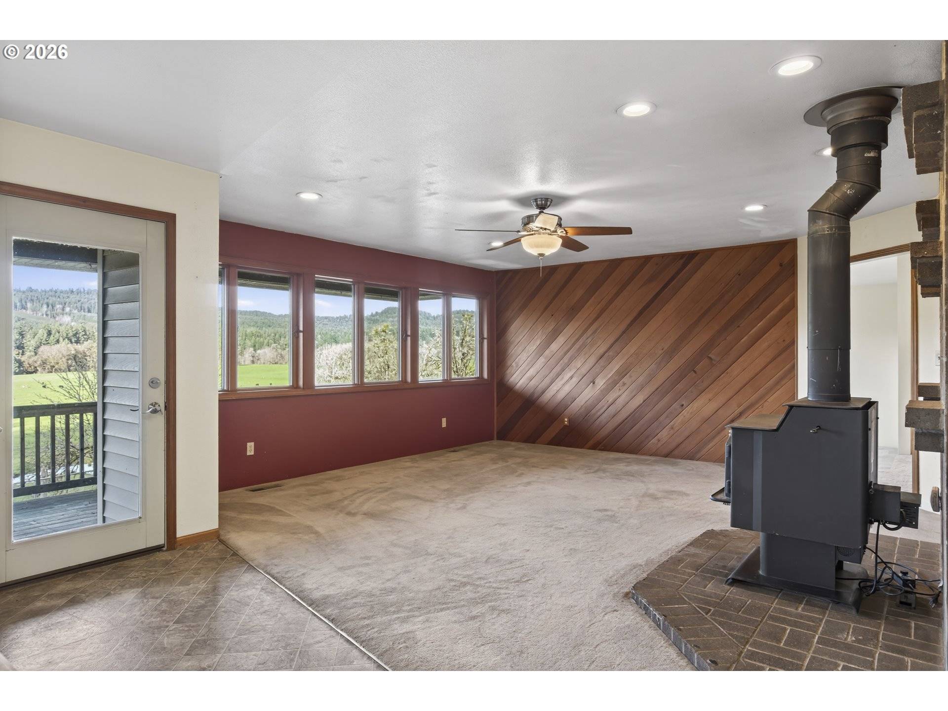 Elkton, OR 97436,4055 HENDERER RD