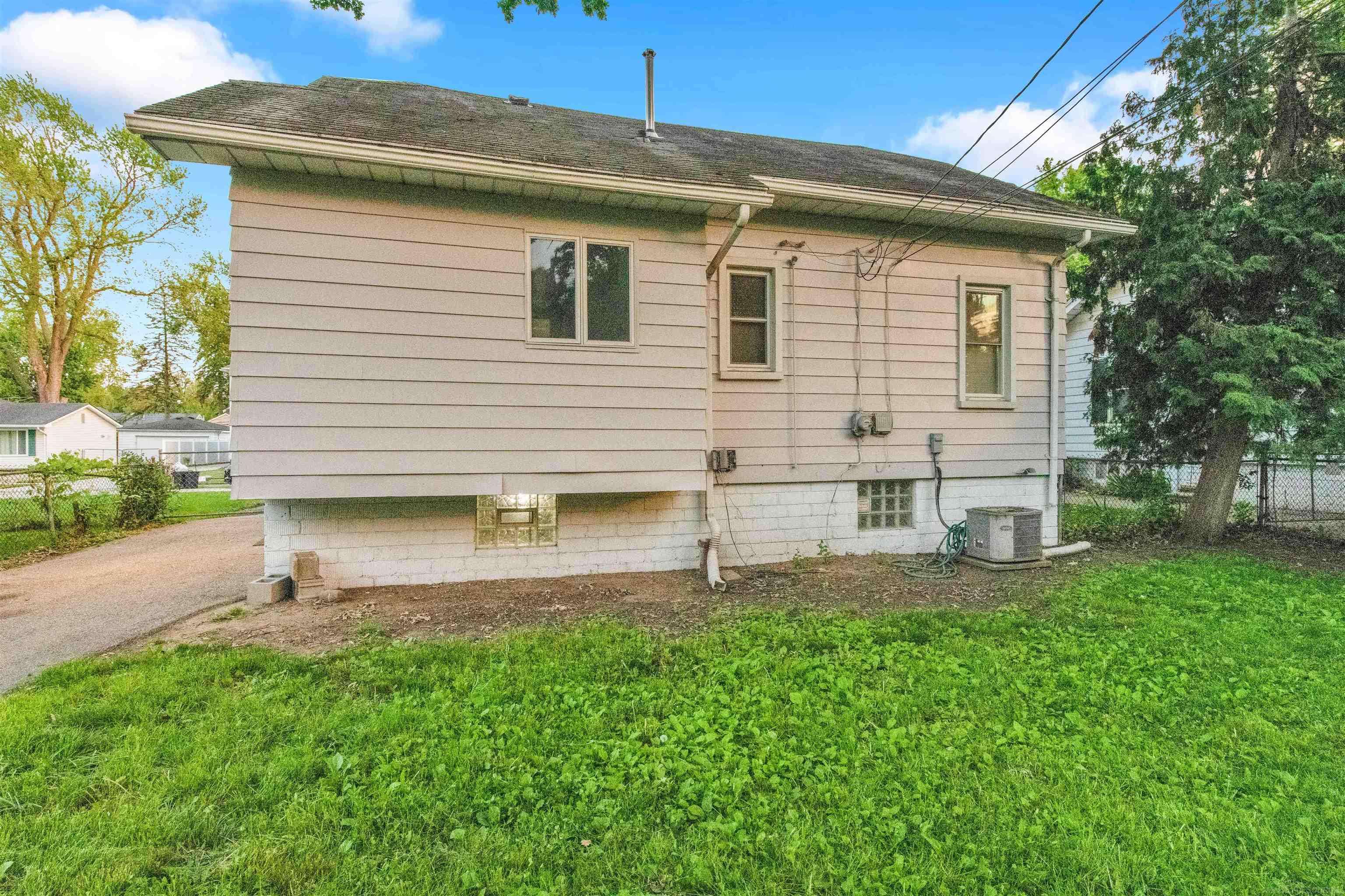 Royal Oak, MI 48073,429 Linden AVE