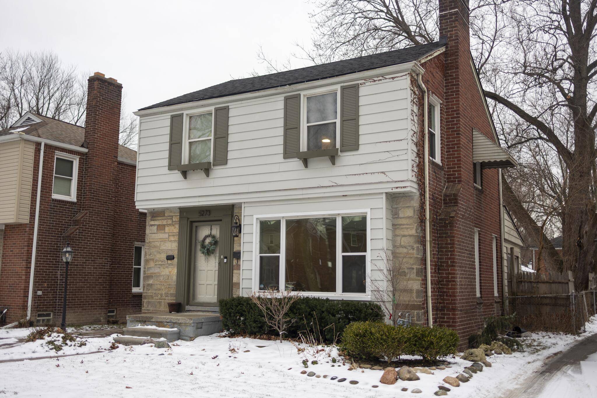 Grosse Pointe, MI 48236,5273 Hillcrest ST