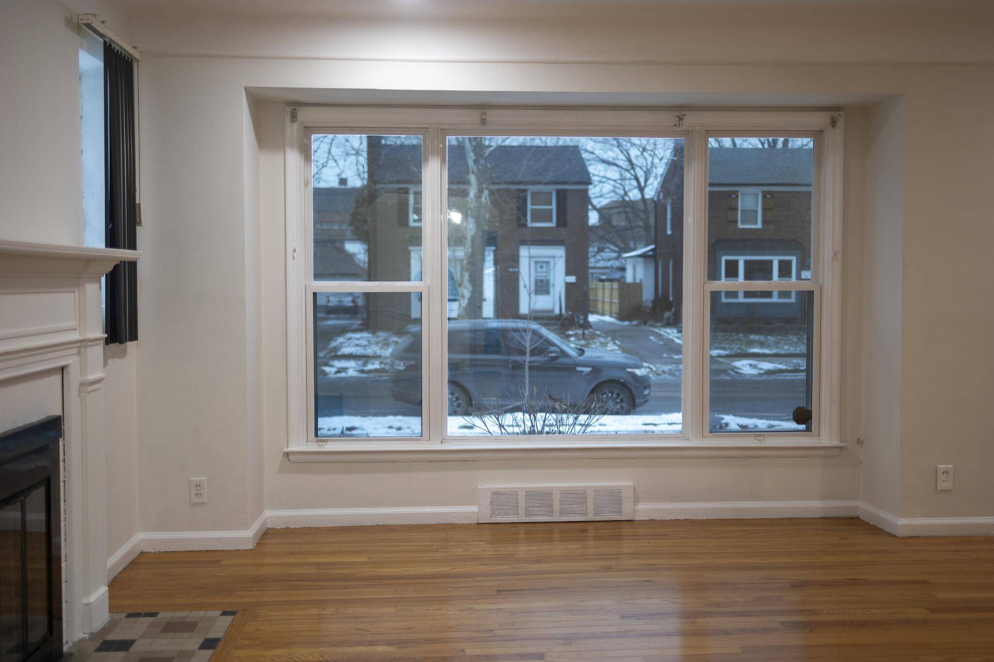 Grosse Pointe, MI 48236,5273 Hillcrest ST