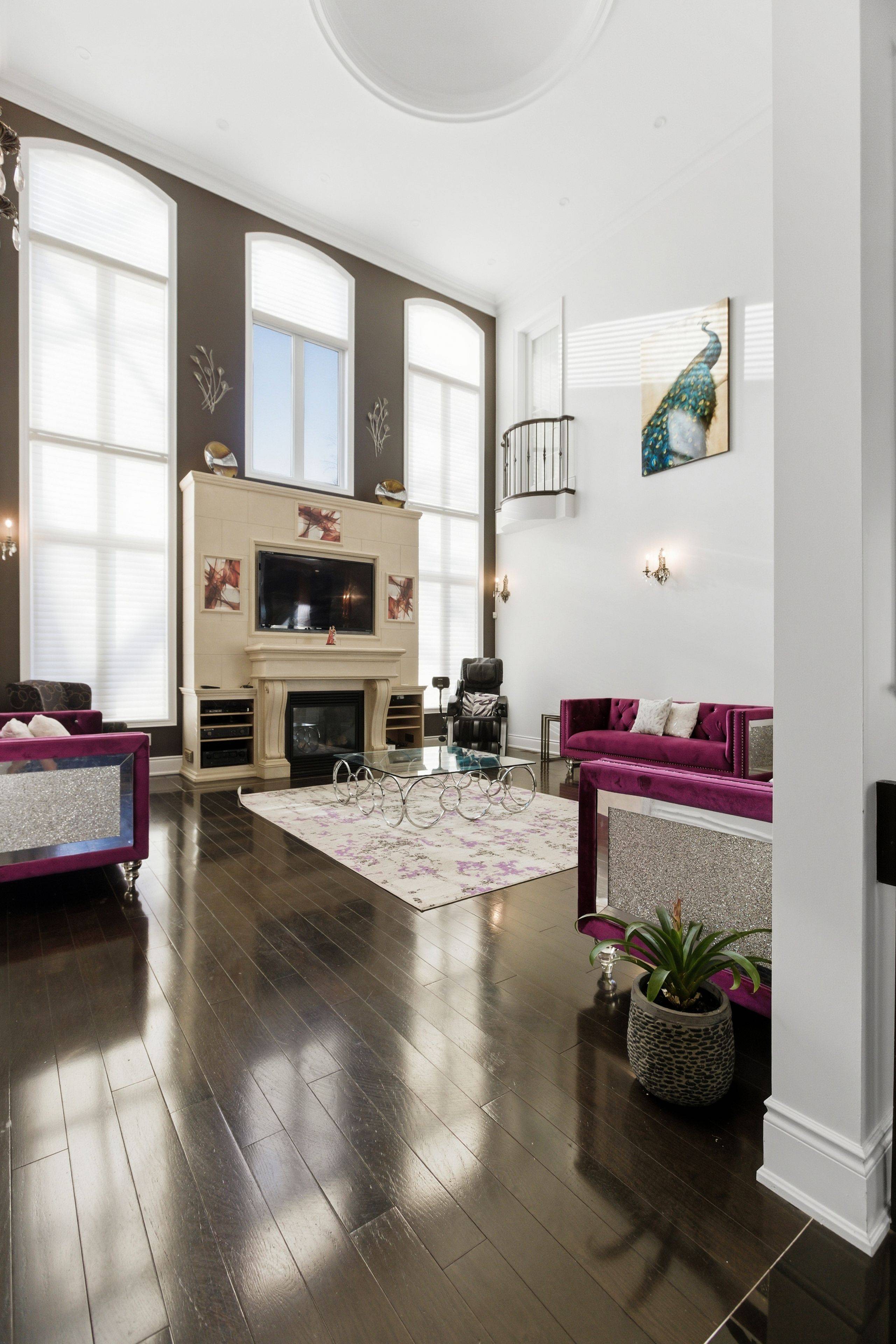 Pickering, ON L1W 2B9,492 Rougemount DR