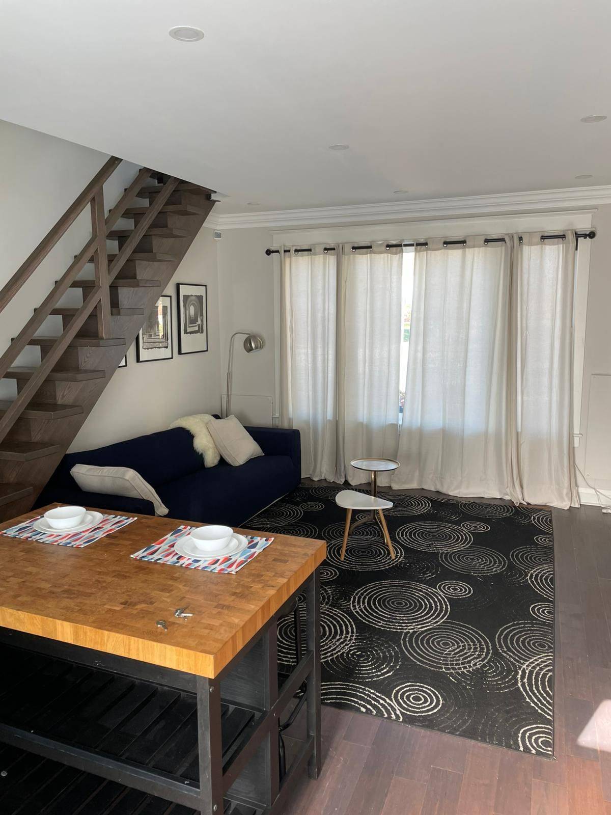 Toronto W04, ON M6M 2J6,81 Buttonwood AVE #Unit B