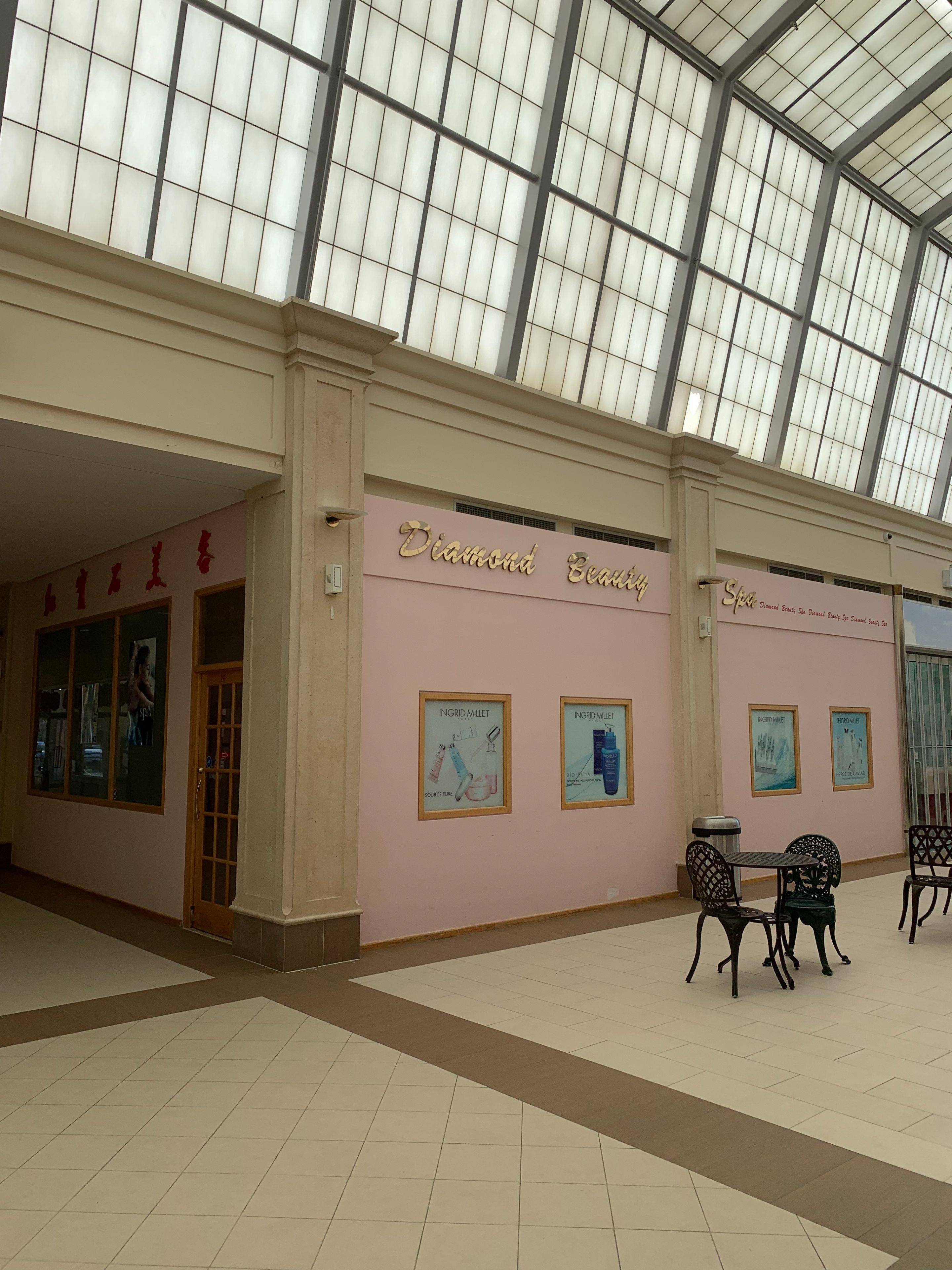 Mississauga, ON L5M 5Y7,1675 The Chase #26