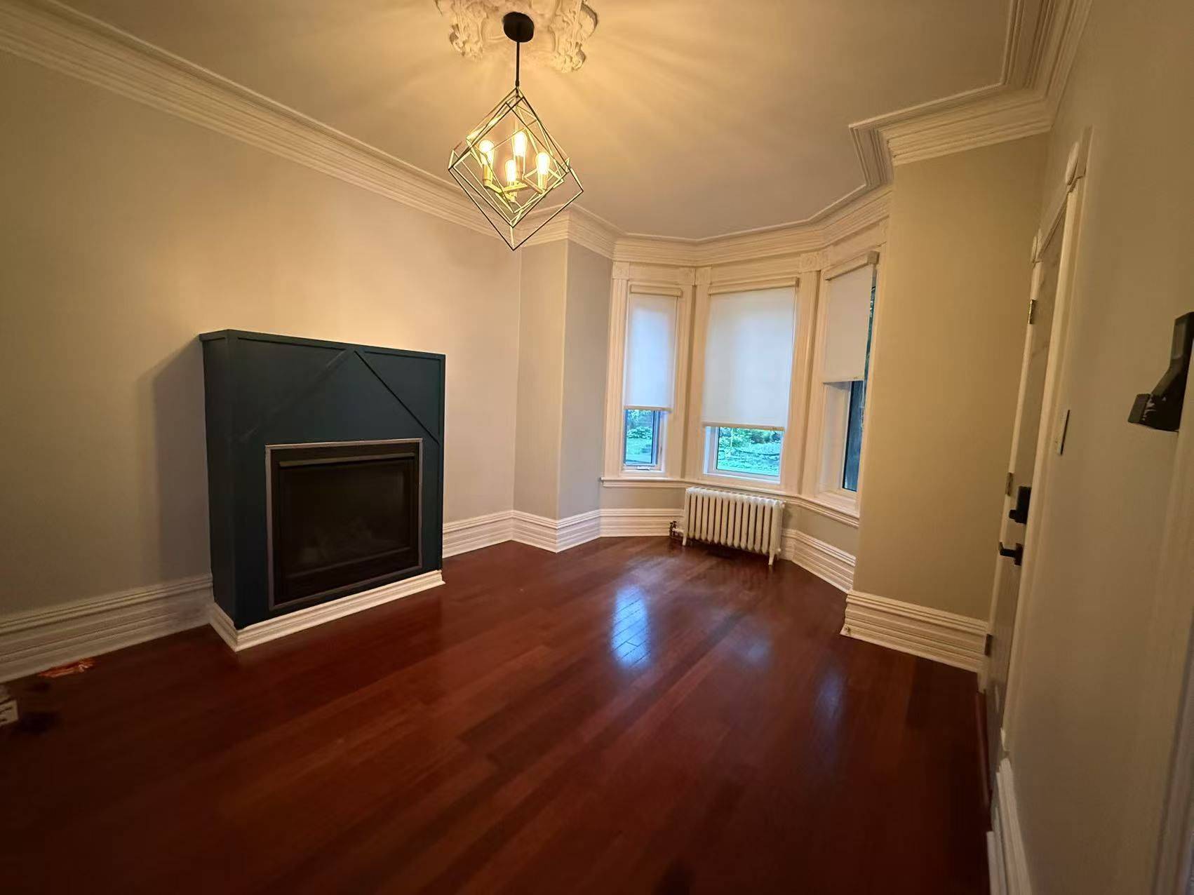 Glebe - Ottawa East And Area, ON K1S 1X1,191 Pretoria AVE