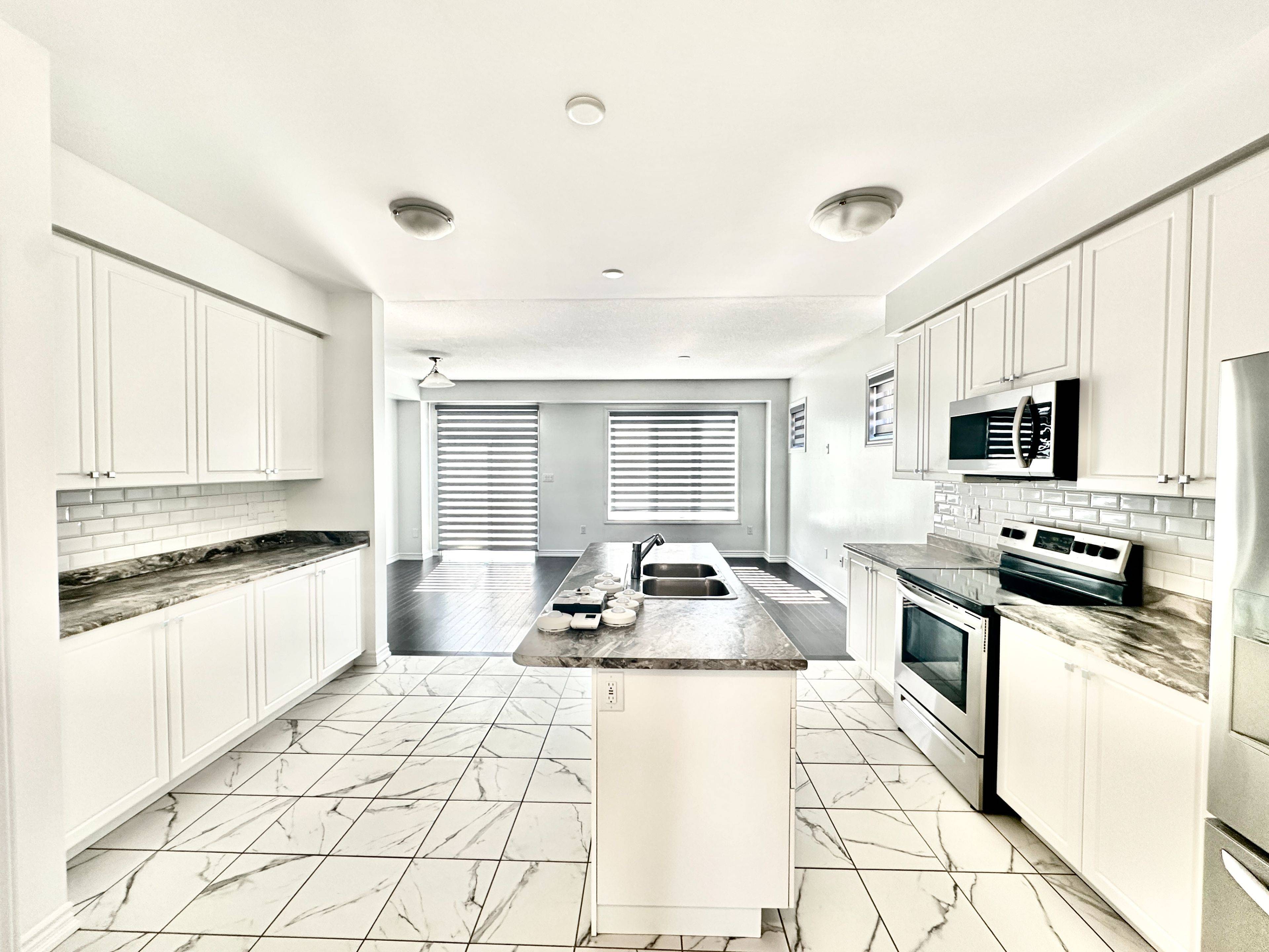 Haldimand, ON N3W 0E8,50 Lise LN