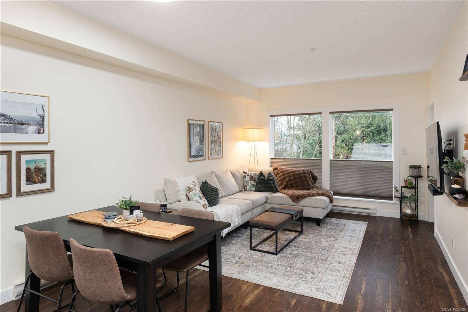 Langford, BC V9B 2S3,938 Dunford Ave #213