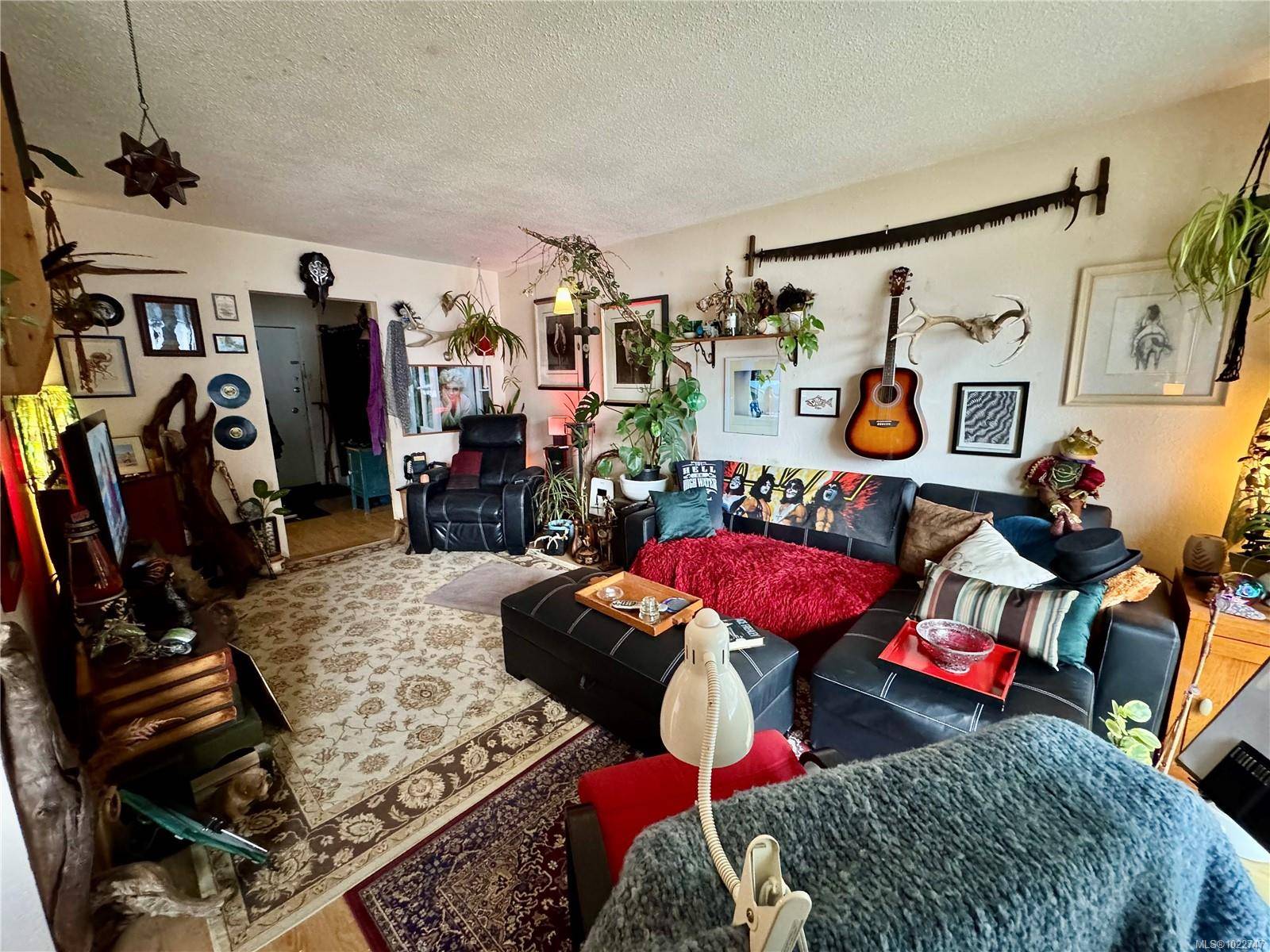 Port Alice, BC V0N 2N0,801 Marine Dr #302