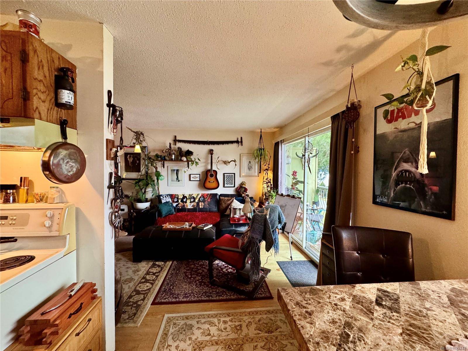 Port Alice, BC V0N 2N0,801 Marine Dr #302