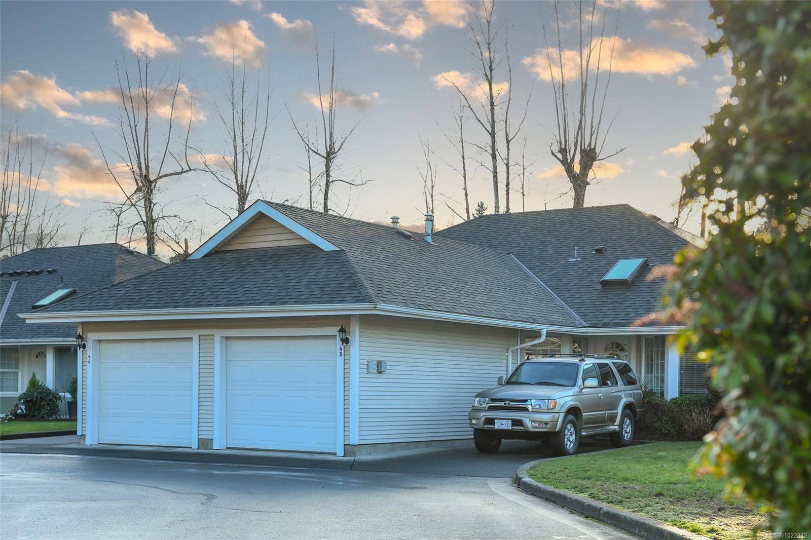 Courtenay, BC V9N 2G6,2010 20TH St #45