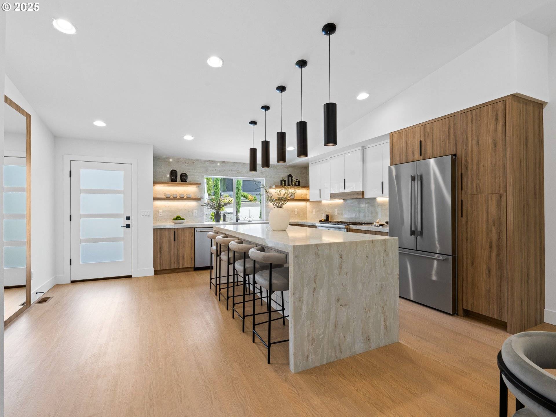 Portland, OR 97229,9070 NW LOVEJOY ST