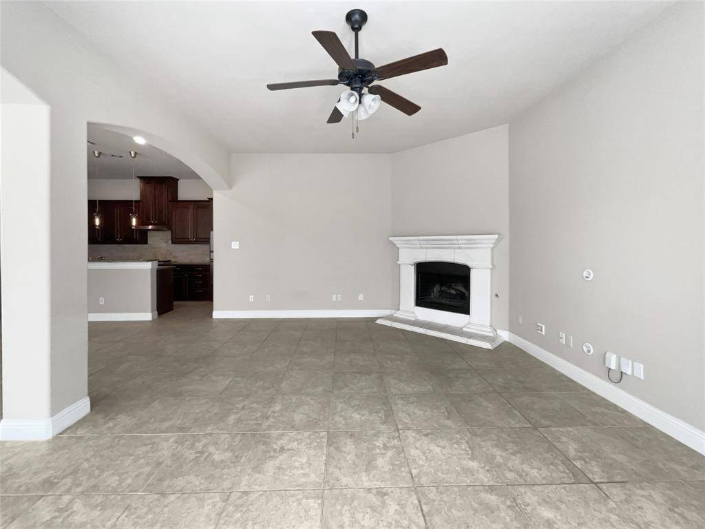 Mckinney, TX 75072,904 Memory Lane