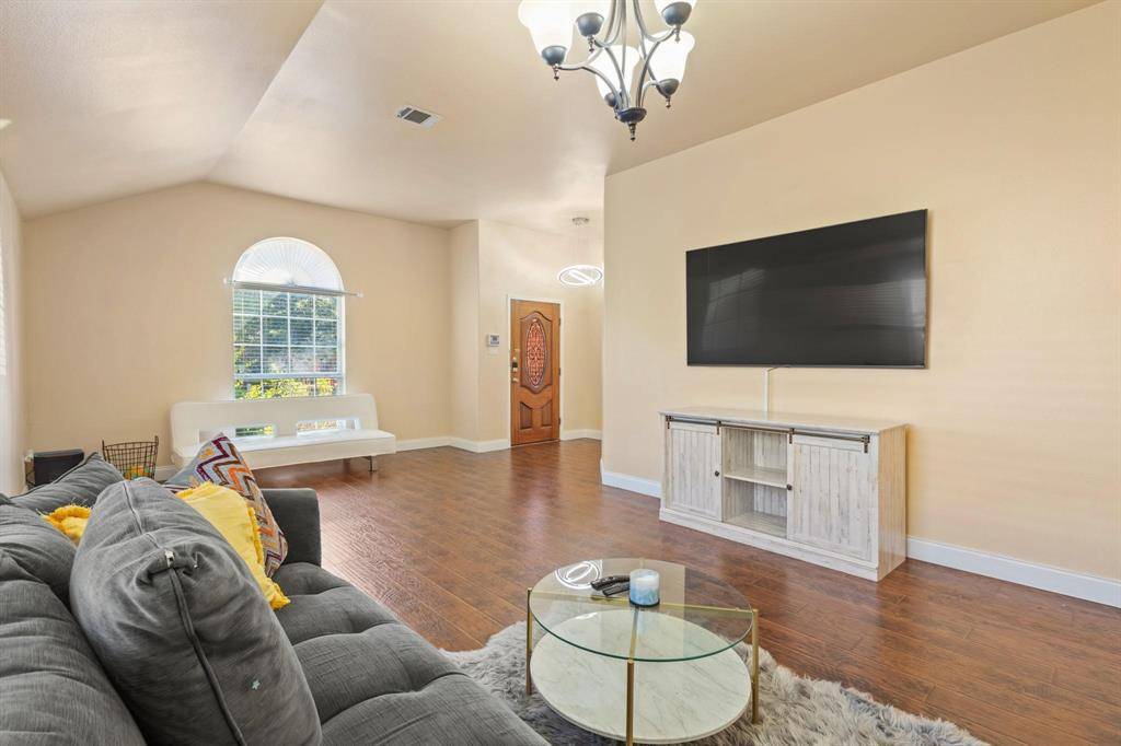 Grand Prairie, TX 75051,943 Furlong Drive