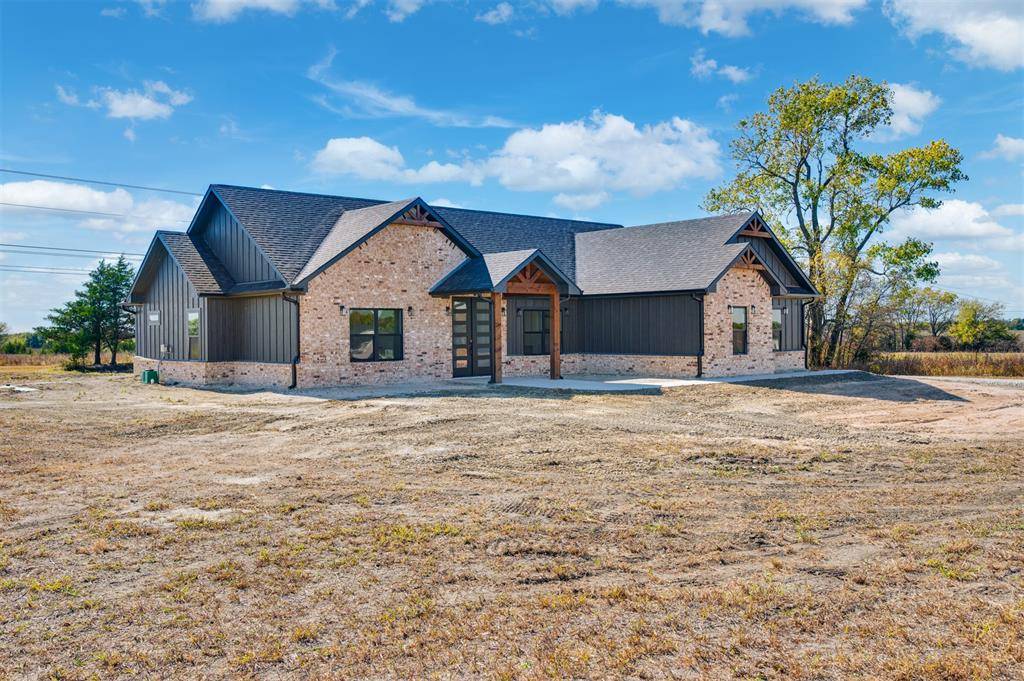 Brookston, TX 75421,406 Private Road 24977
