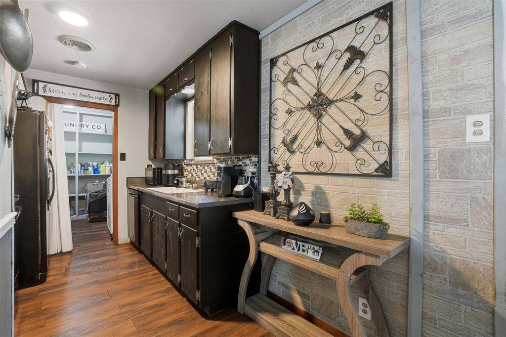 Denison, TX 75020,145 Bob White Road