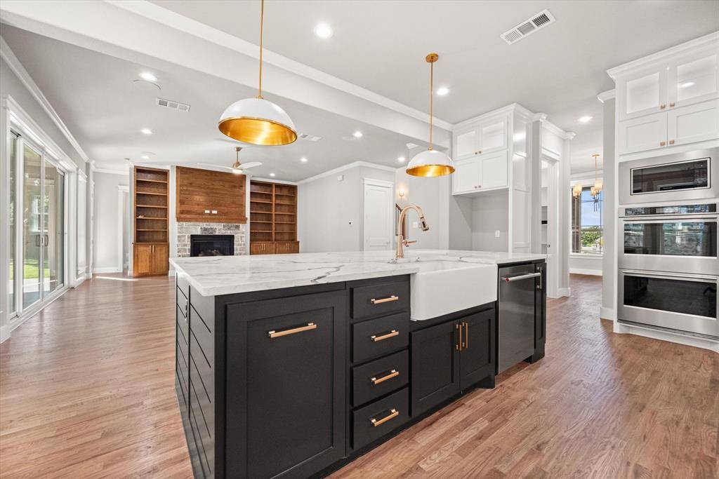 Arlington, TX 76001,7400 Winding Way Drive