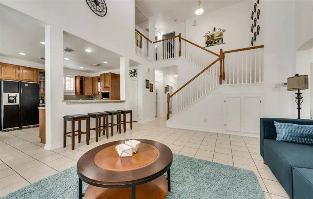 Dallas, TX 75204,2206 N Carroll Avenue