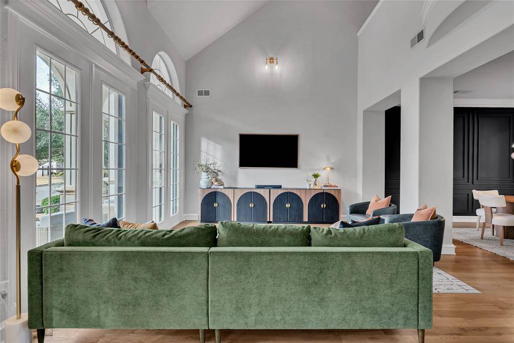 Southlake, TX 76092,608 Logans Lane