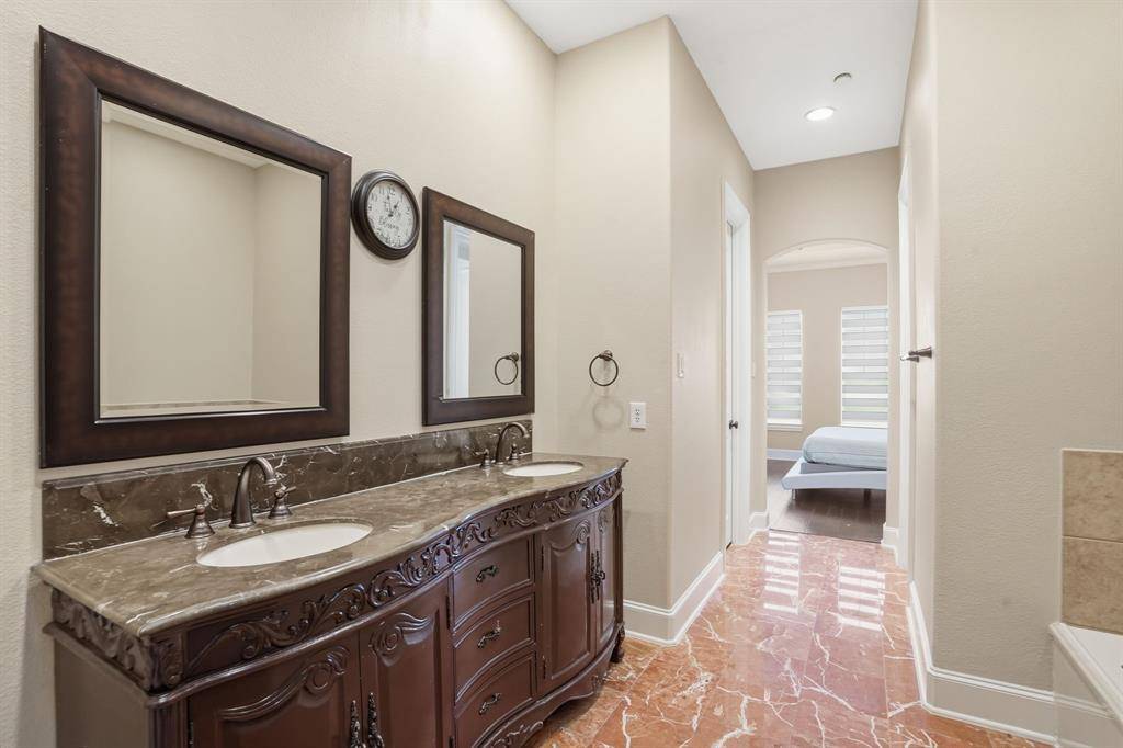 Irving, TX 75039,6736 Marbella #28