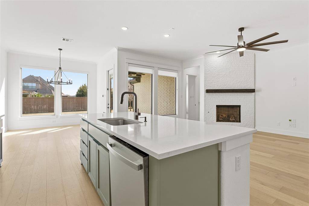 Fort Worth, TX 76179,12104 Fairway Meadows Drive