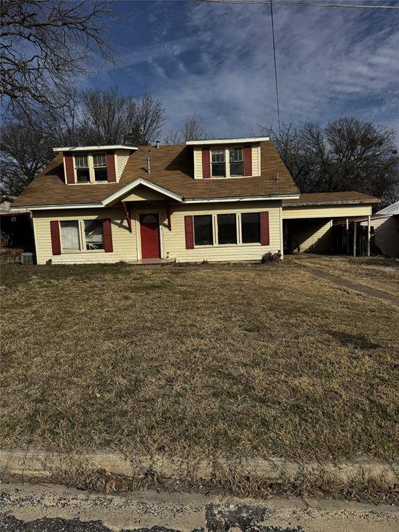 Jacksboro, TX 76458,626 W Archer Street