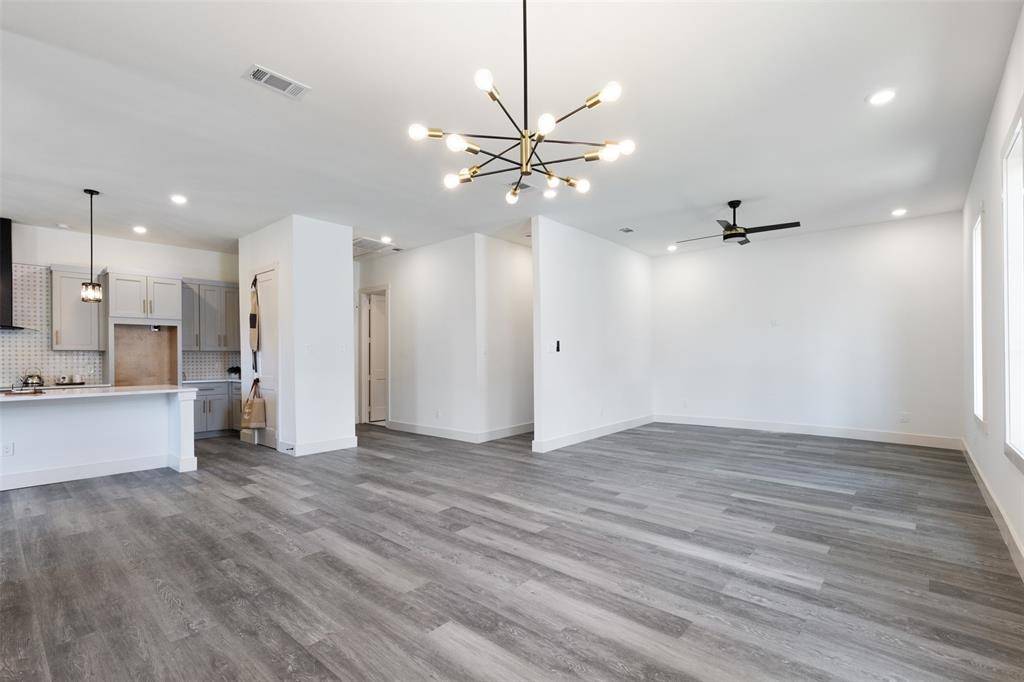 Denison, TX 75020,1008 W Walker Street