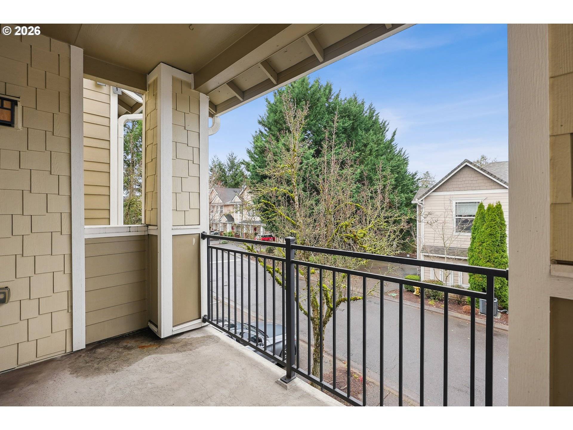 West Linn, OR 97068,3870 SUMMERLINN DR