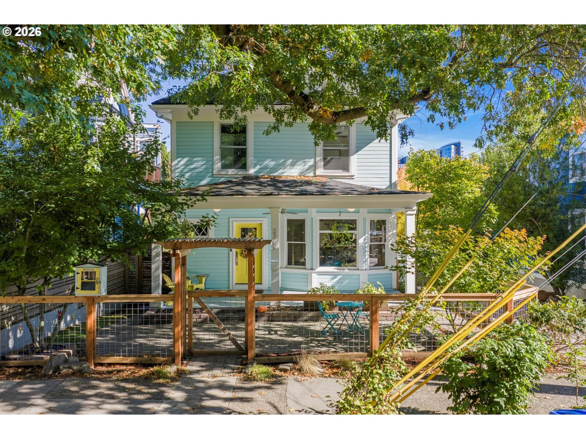 Portland, OR 97239,3312 S CORBETT AVE