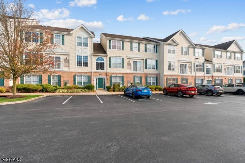 Lopatcong Twp., NJ 08865,106 Limerick Ln