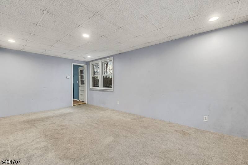 North Brunswick Twp., NJ 08902,746 Spruce Rd